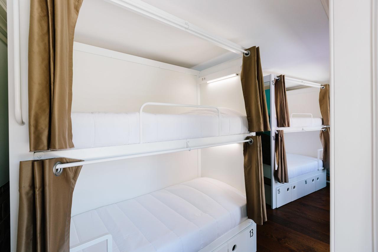 Lisbon South Hostel Almada Dış mekan fotoğraf
