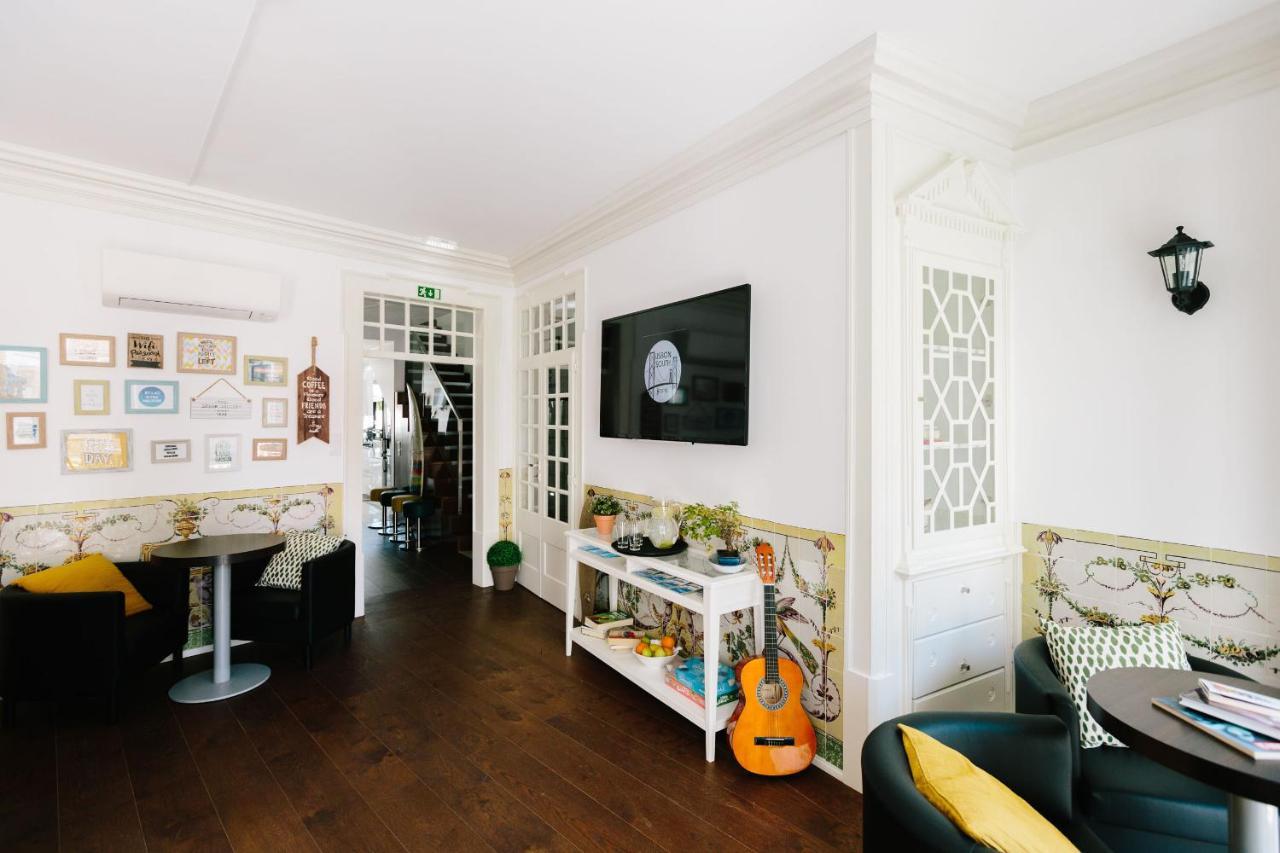 Lisbon South Hostel Almada Dış mekan fotoğraf