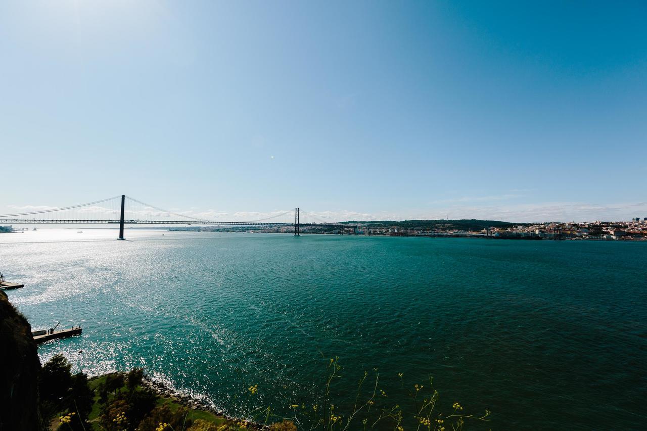 Lisbon South Hostel Almada Dış mekan fotoğraf